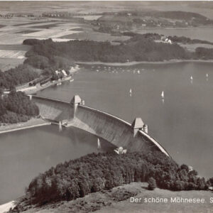 Möhnesee Sperrmauer – Luftbild-Fotokarte 1950er Jahre