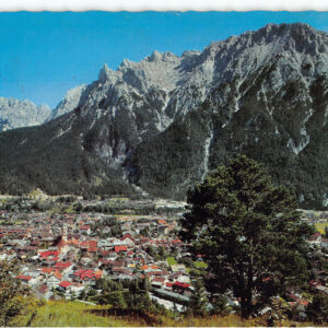 Mittenwald mit Karwendel – Luftbild, Bayern, gelaufen 1974